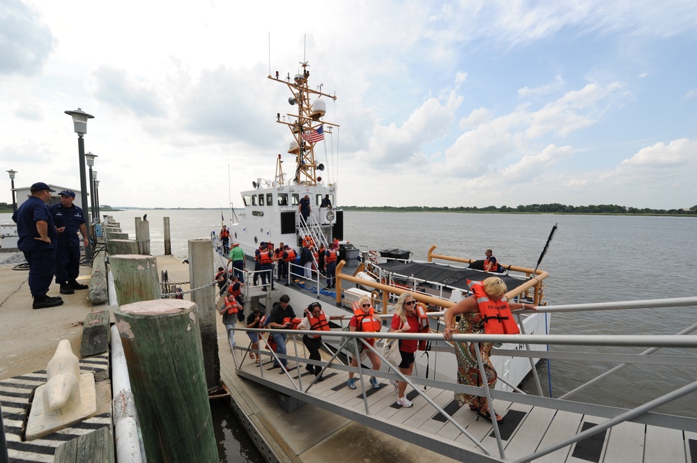 Coast Guard safely transfers 118 people off grounded casino boat