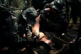 SIM ASSAULT: 3/3, ROK Marines Conduct Sea-Base Operation