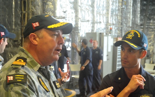 USS Independence participates in RIMPAC
