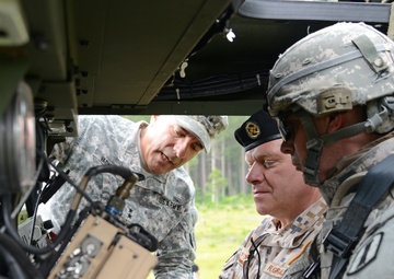 Adjutant General Maj General Vadnais and Latvian Chief of Defense visit 182 FA