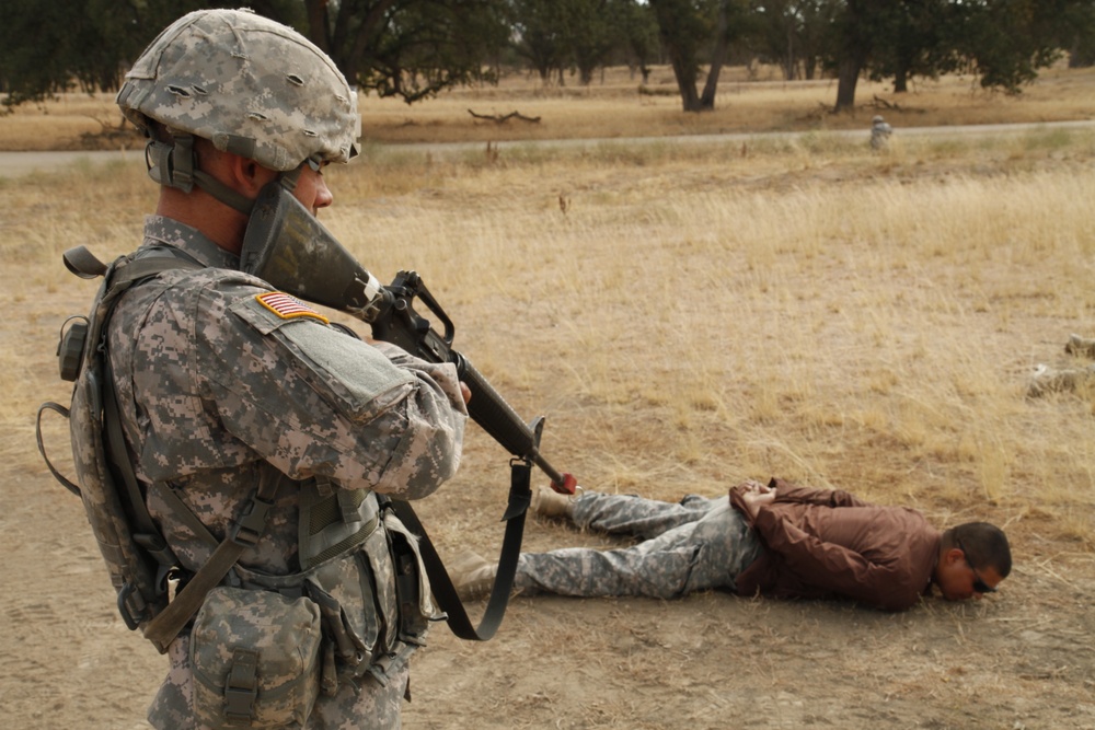 1001st Quartermaster Co. Guarding OPFOR