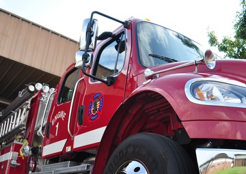 Super Soldiers risk own lives, save local family