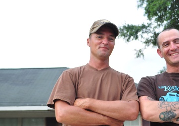 Super Soldiers risk own lives, save local family