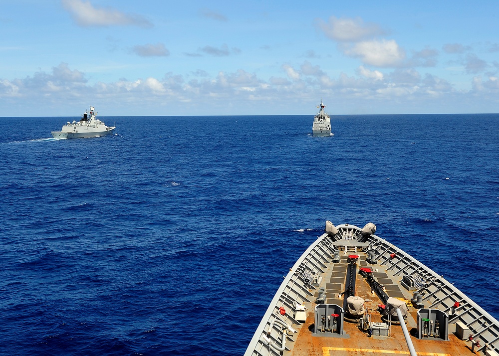 USS Port Royal participates in RIMPAC 2014