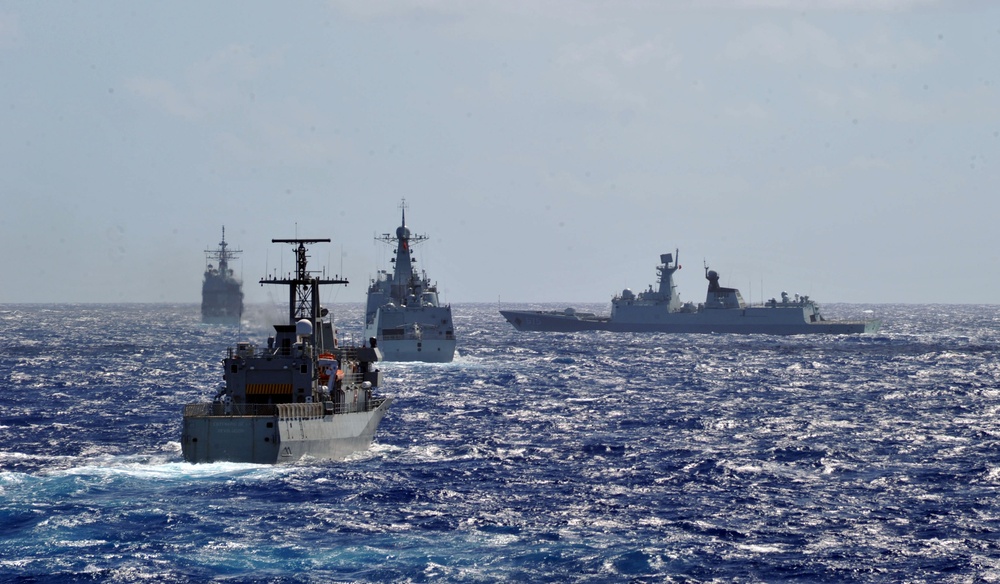 Multi-ship formation, RIMPAC 2014