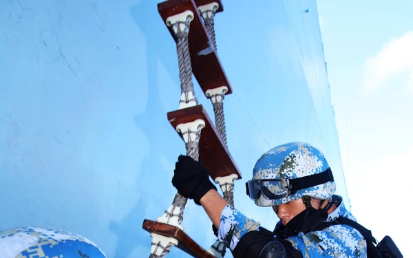 USCGC Waesche and PLA(N) Yueyang participate in MIOEX