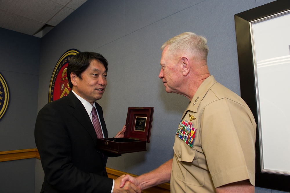 Japanese Defense Minister visits Marine Corps Combat Development Command