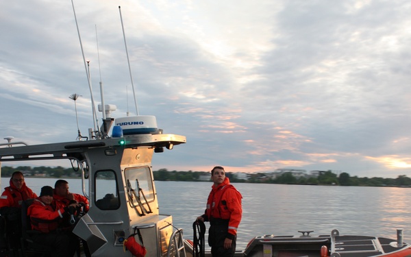 Station Harbor Beach 24 response boat