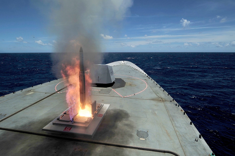 Royal Norwegian navy participates in live-fire exercise during RIMPAC 2014