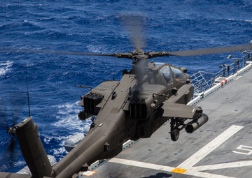 AH-64E landing qualifications on USS Peleliu, RIMPAC 2014