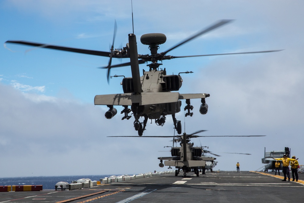 AH-64E landing qualifications on USS Peleliu, RIMPAC 2014