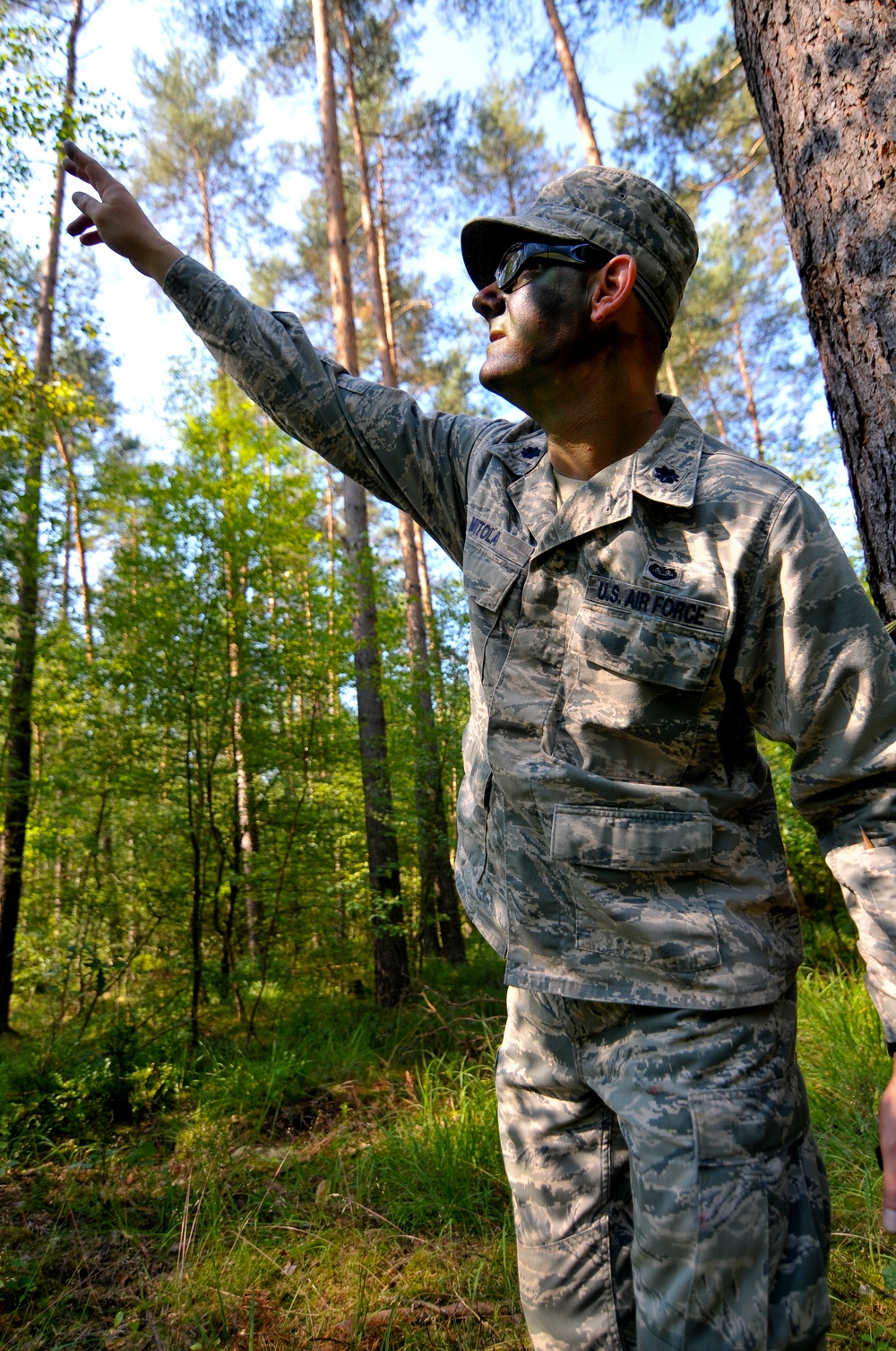 177FW members learn land nav at Graf