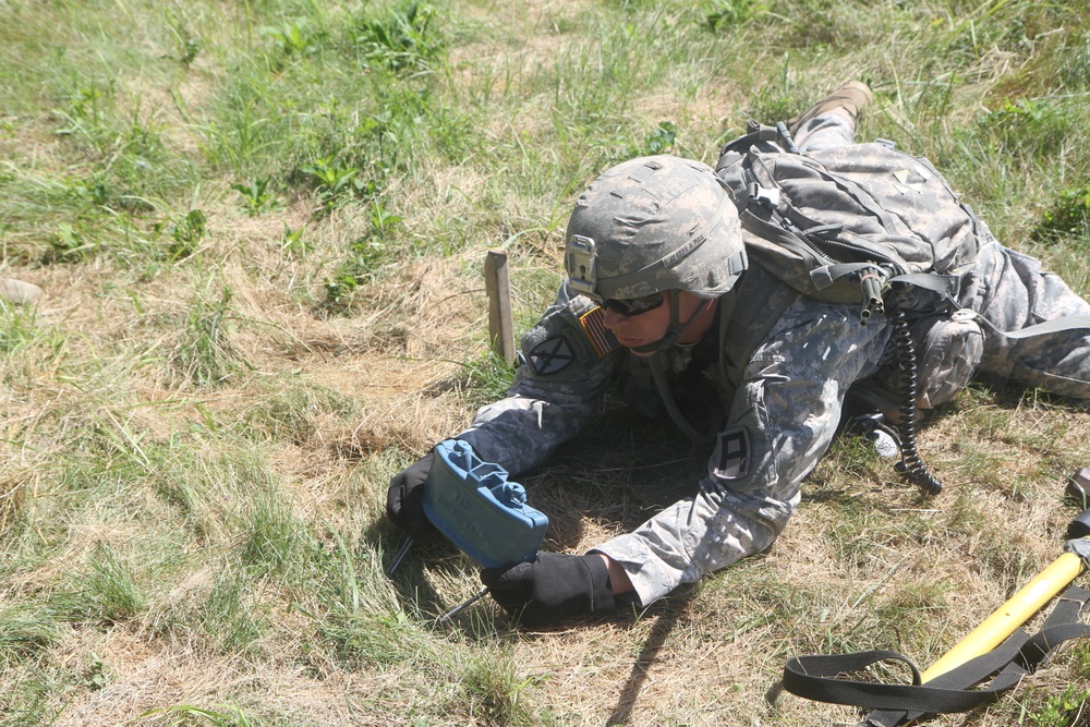 First Army helps infantry Soldiers earn expert badges