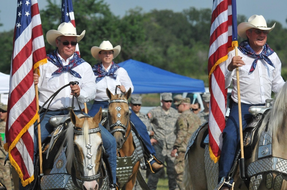 Gatesville community rounds up Reserve Component with ‘Salute to Warrior Citizens'
