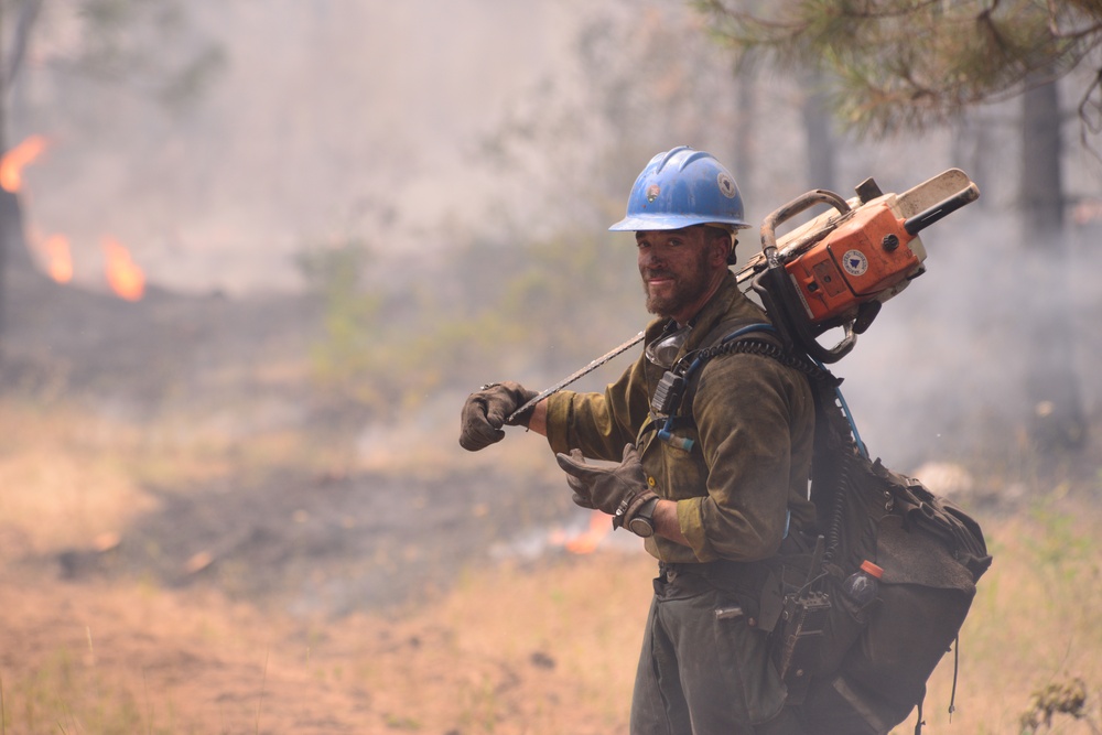 Oregon Army National Guard citizen-soldiers support multiple agency fire suppression efforts