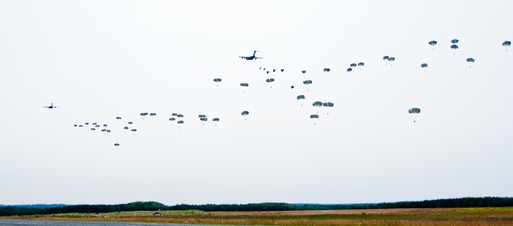 Spartan paratroopers jump back into training