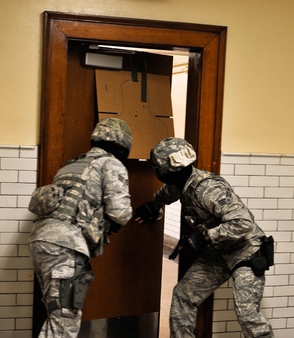Security Forces conducts active shooter training