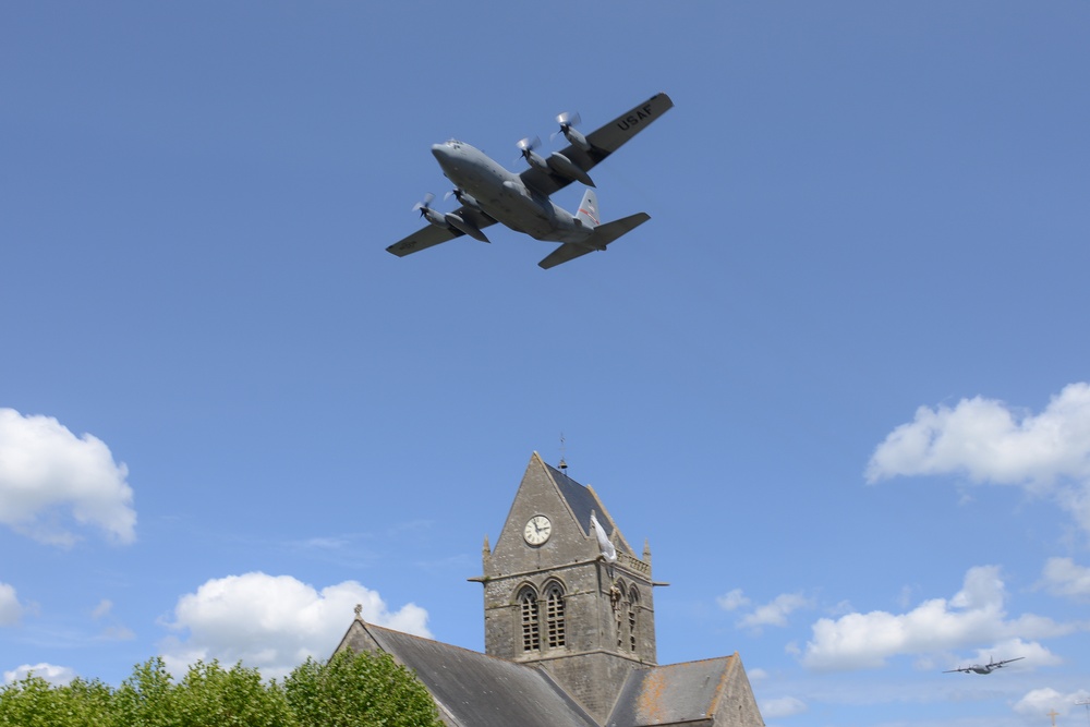 Georgia Air Guard honors D-Day vets with Sainte Mère Église flyover