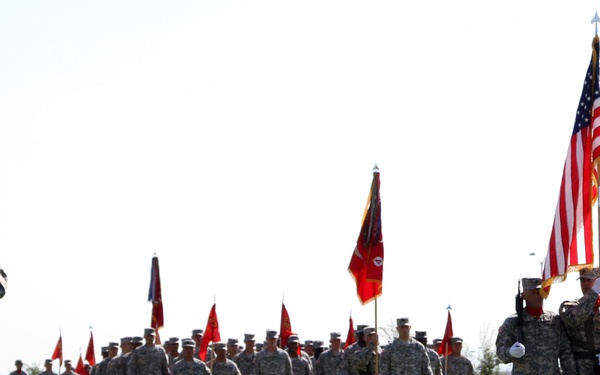 Division Artillery returns to the Army