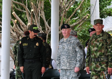 Opening ceremony kicks off Fuerzas Comando 2014