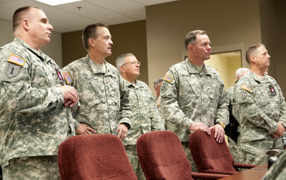 FORSCOM commander visits VR '14