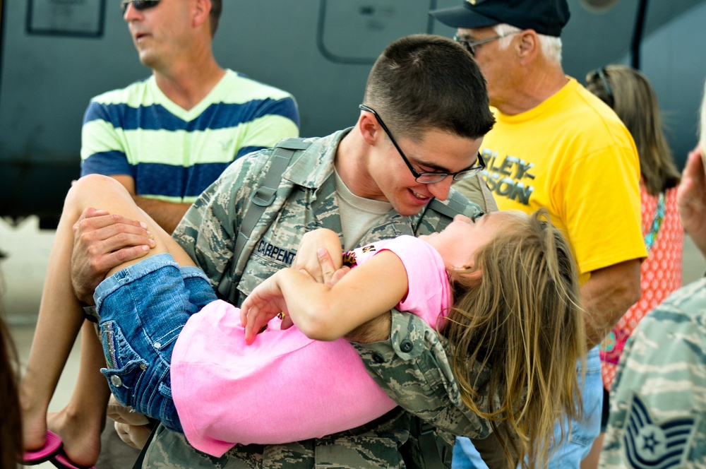 182nd aircrew and maintainers return from Southwest Asia deployment