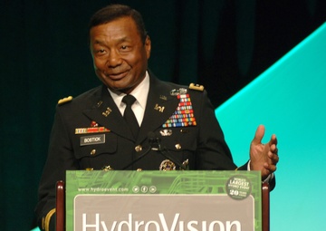 Chief of engineers highlights world’s largest hydro event