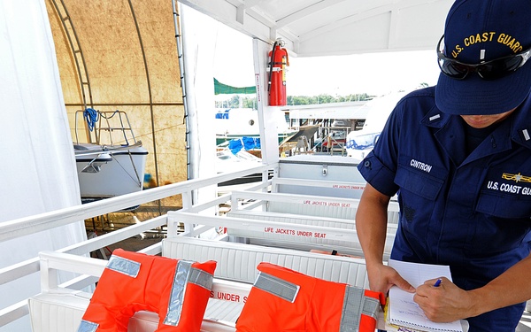 Coast Guard conducts courtesy walk through of Jacksonville water taxis