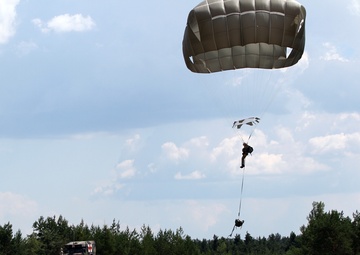 US Army Reserve Medical Soldiers embed with active duty counterparts for overseas deployment training