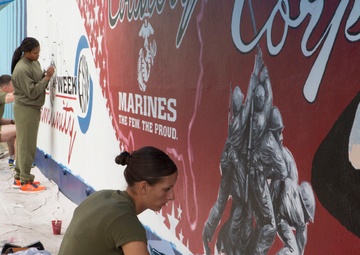 Marines Paint Mural for City of Seattle