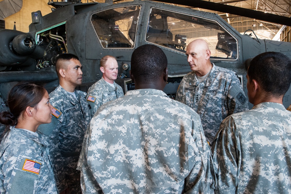 US Army Chief of Staff Gen. Ray Odierno visits Fort Carson, Colorado