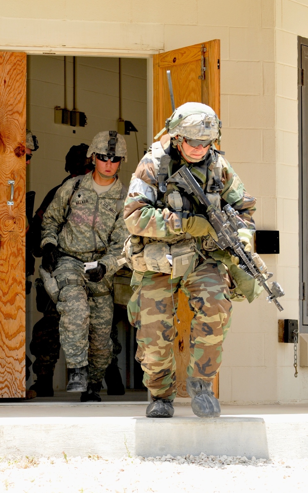 Cav troopers conduct maneuver operations