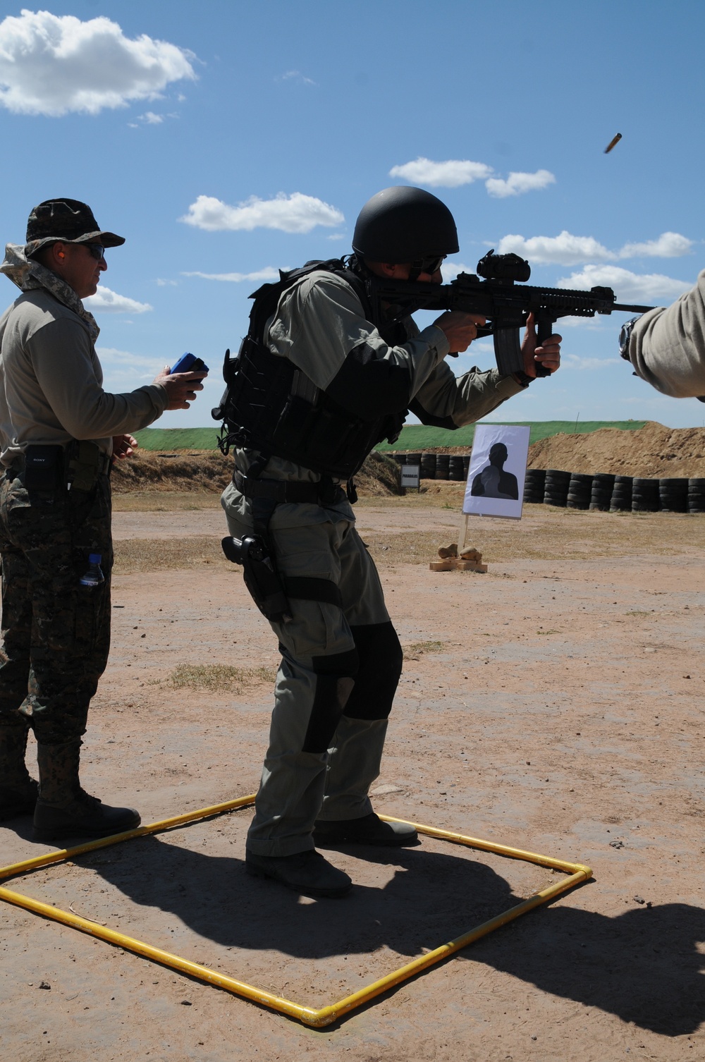 Critical tasks events takes speed, precision during Fuerzas Comando 2014