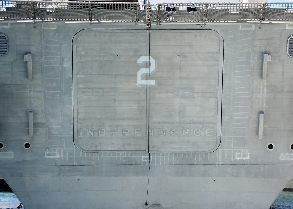 USS Independence returns from the at-sea phase of RIMPAC 2014