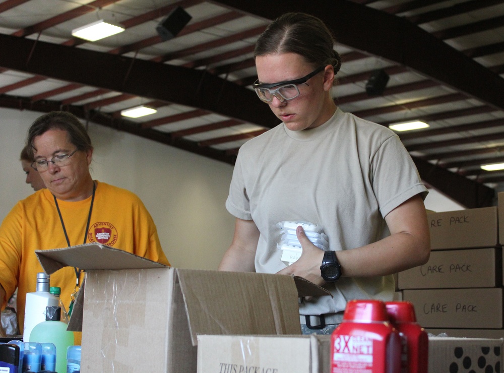 Soldiers assist with donation distribution center