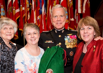 CMC Gen. Amos attends the Women Marines Association Convention