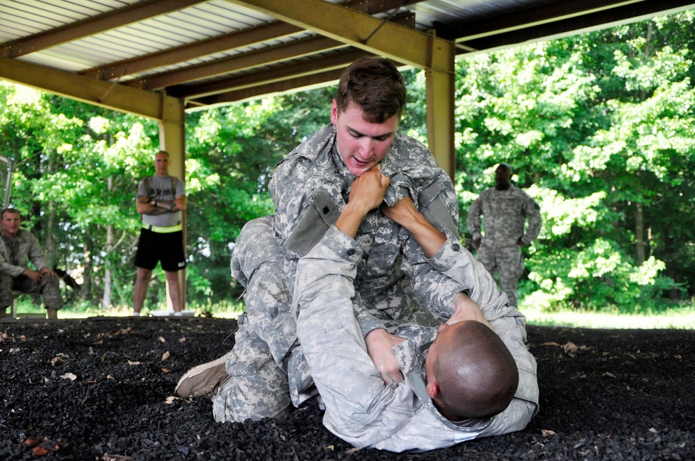 Military police officers compete for Warfighter title
