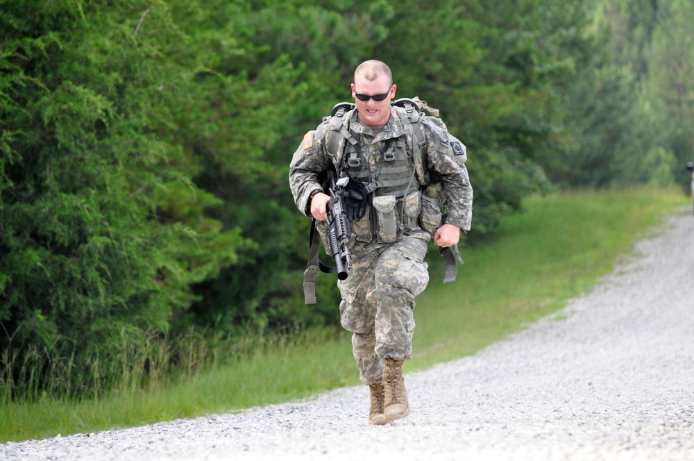 Military police officers compete for warfighter title