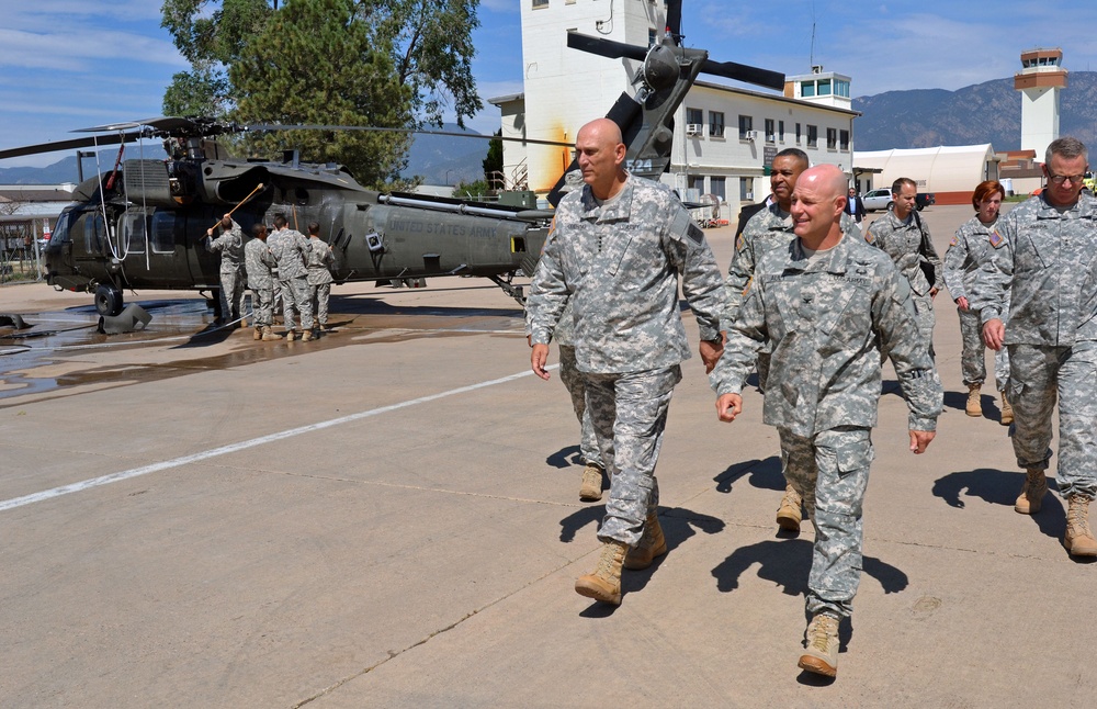 Army chief of staff visits 4th CAB