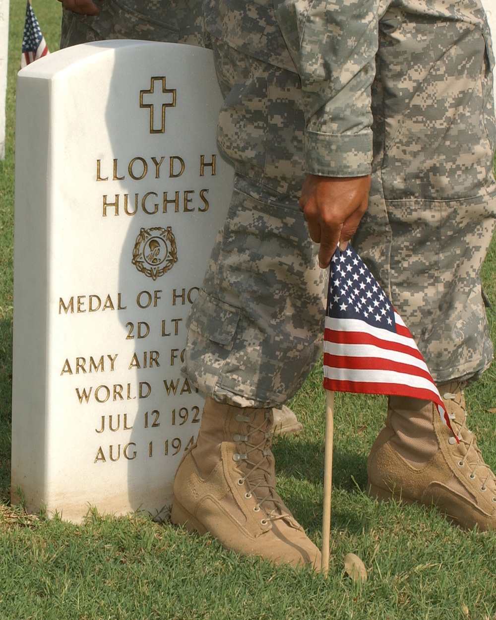 Lt. Lloyd Hughes remembered