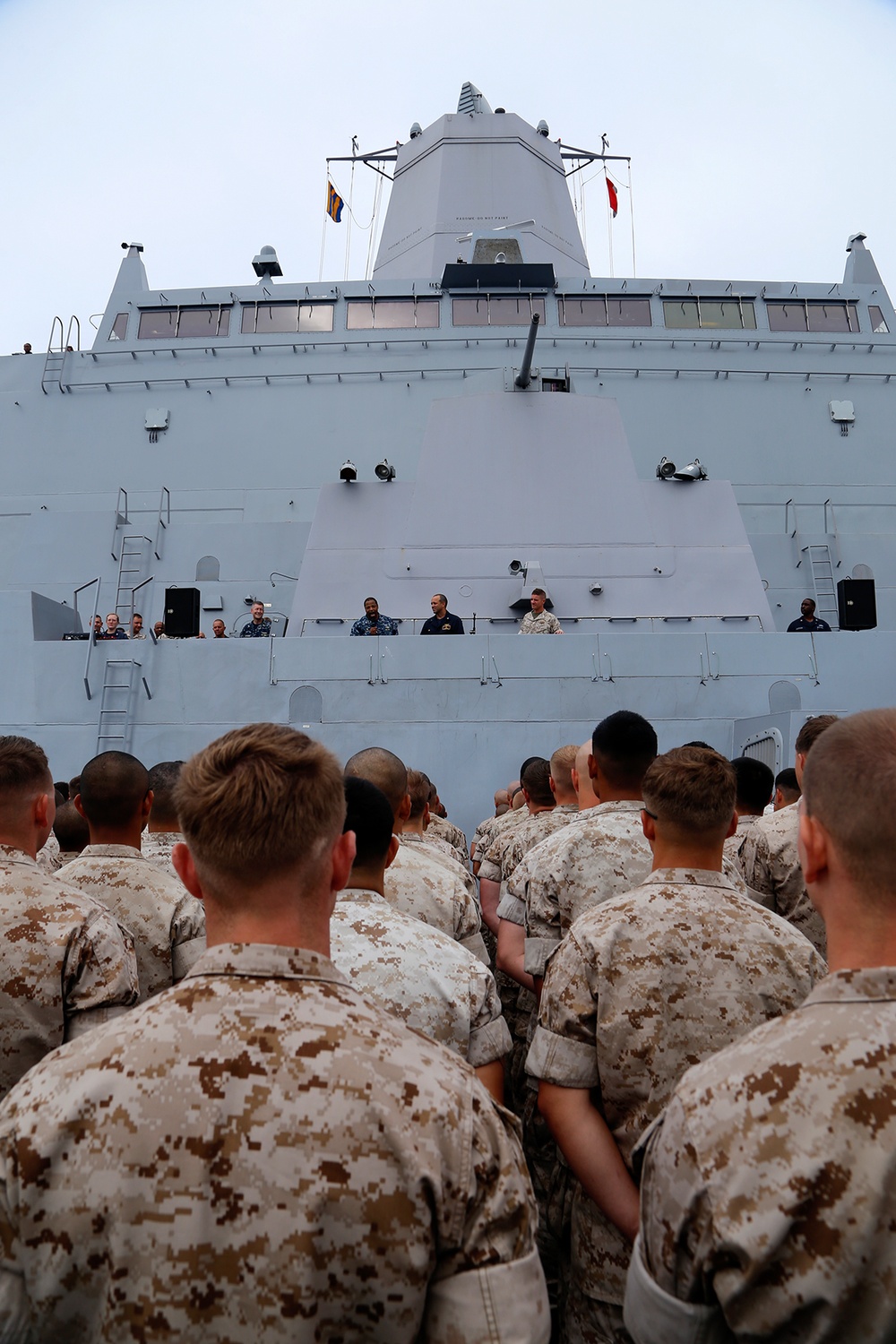11th MEU CO and PHIBRON 5 Commodore visit USS San Diego