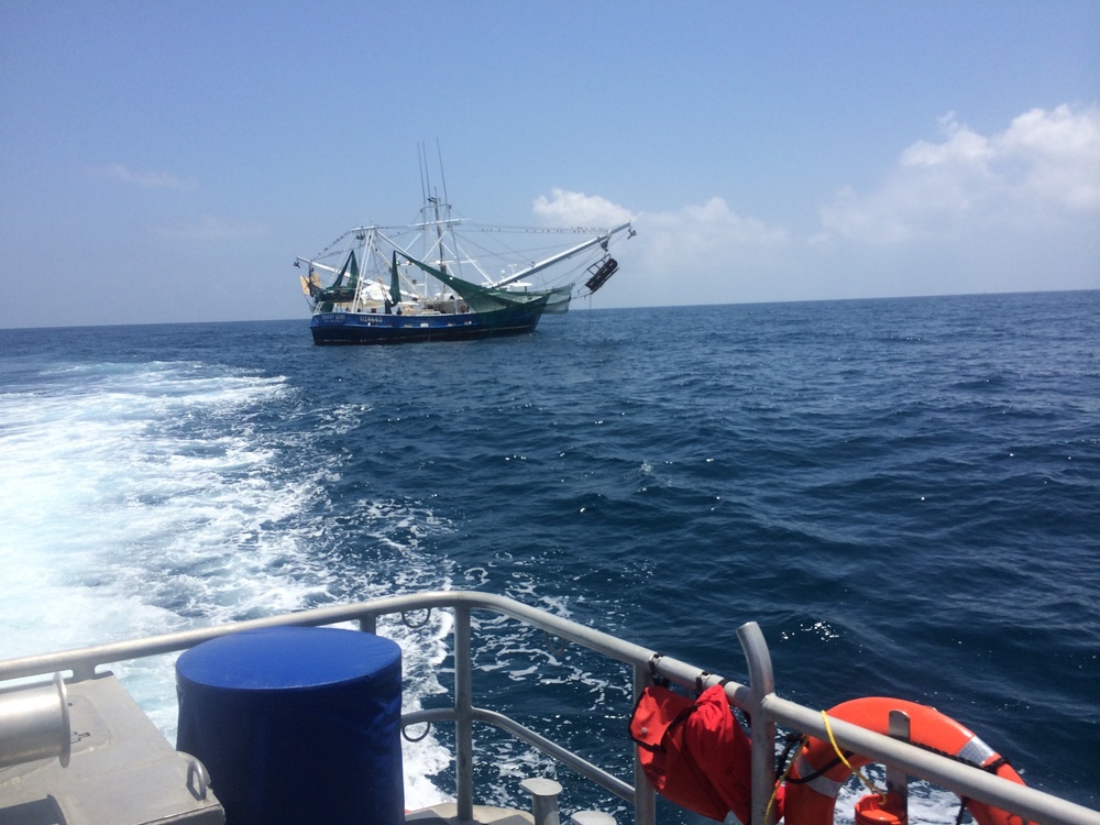 Coast Guard medevacs fisherman near Port Aransas