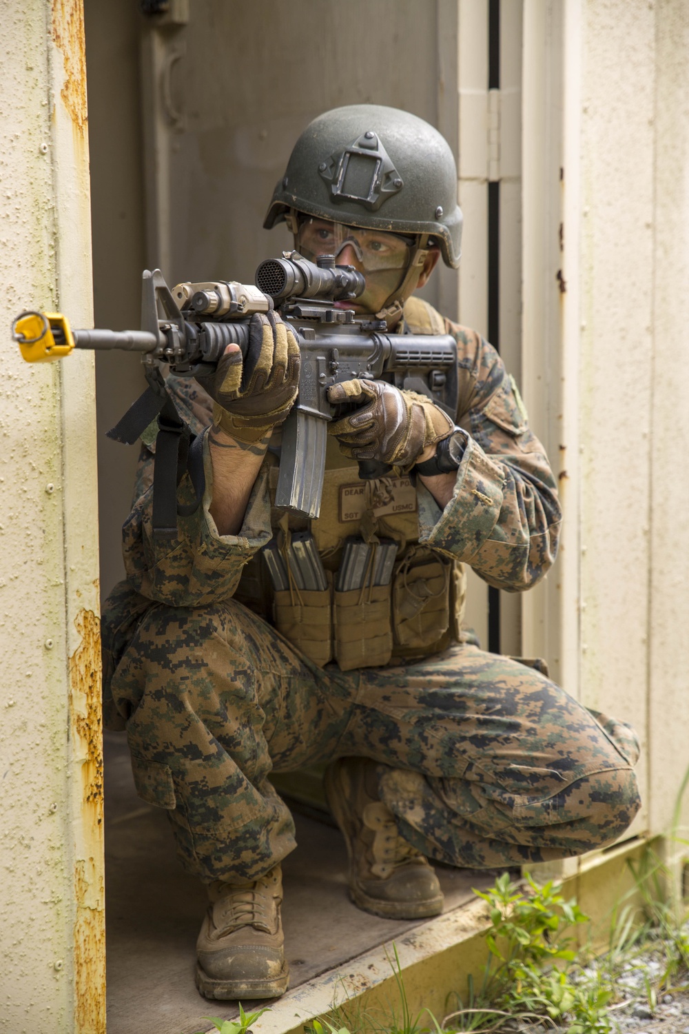 Vertical assault prepares MEU Marines for upcoming deployment