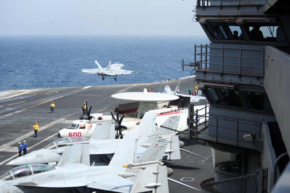 USS George H.W. Bush flight deck operations