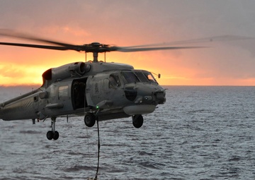 HMAS Success transfer to US Coast Guard Cutter Waesche
