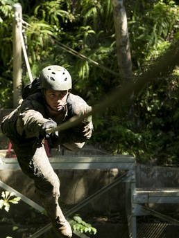 Corpsmen, airmen embrace jungle to learn medical techniques