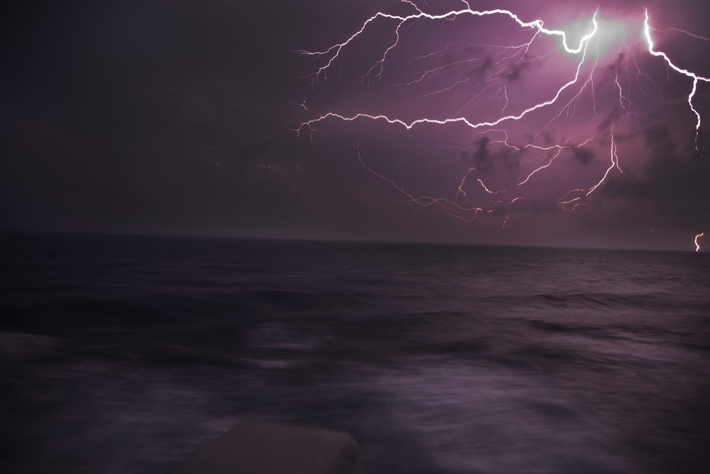 Incredible photo of lightning strike near US Navy ship