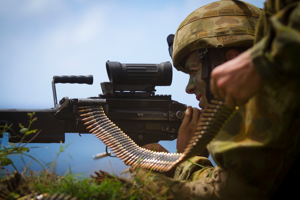 Tactical Live Fire Demonstration during RIMPAC 2014