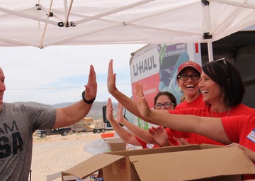 USO El Paso donates lunch to service members