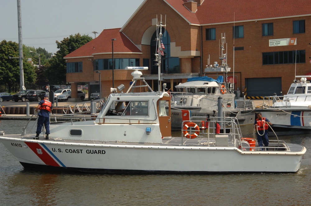 Last Coast Guard 41-foot response boat retired from service